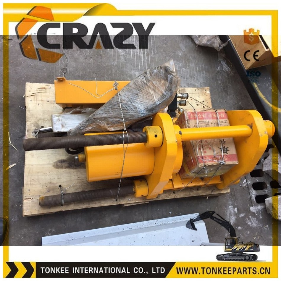 Track pin press for excavator track link, master track pin press