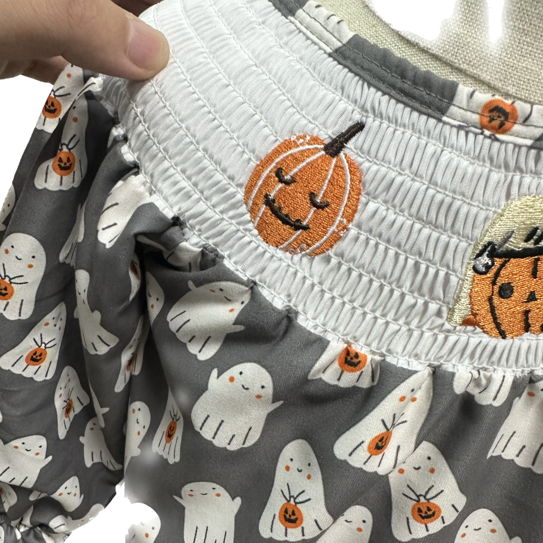 Wholesale 2023 New Toddler Boutique Embroidery Baby Clothing Girls Gray  Halloween Pumpkin Smocked Dress Smocked Dresses For Gir