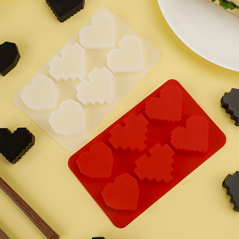 Food-Grade 6 Pixel Heart-Shaped Silicone Mold DIY Glue Crystal Chocolate Jelly Mirror Pendant Bakeware Set