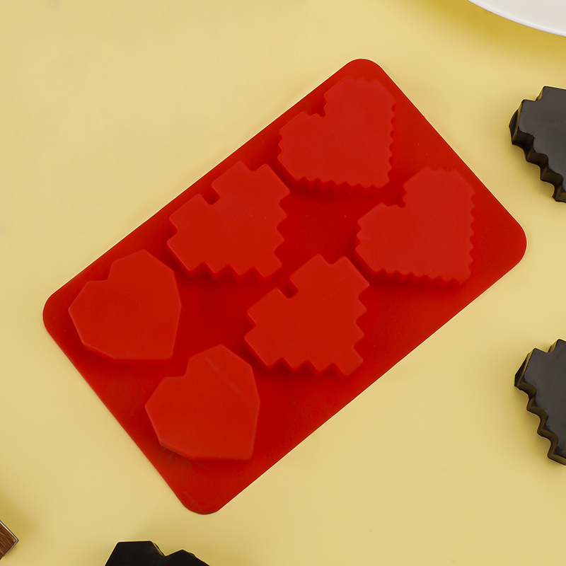 Food-Grade 6 Pixel Heart-Shaped Silicone Mold DIY Glue Crystal Chocolate Jelly Mirror Pendant Bakeware Set