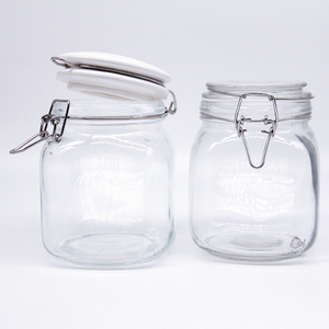 32 oz Customized Cheap Food Mason Glass Organization Canisters for Pickle Jam Sauce Clip Top Glass Jar with Wooden Lid