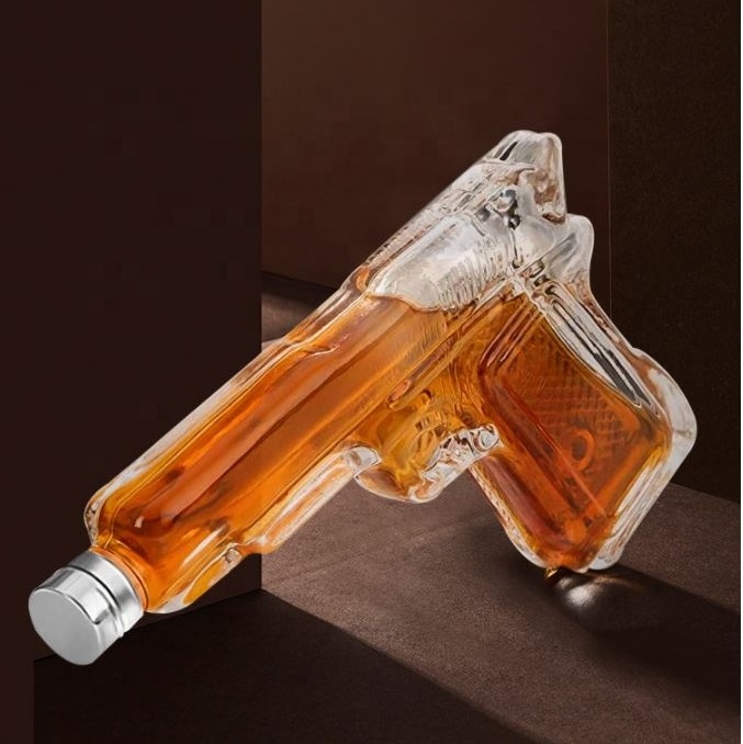 Handmade glass bottle decanter AK 47 gun shape bottle glass whiskey decanter and glasses sets Novelty design with wood frame