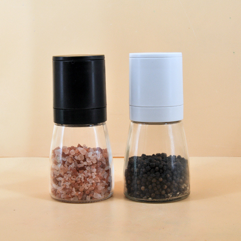 150ml Round Ceramic Manual Grinder Mini Salt and Pepper Grinder Mill Set Glass Bottle with black and white grinder head