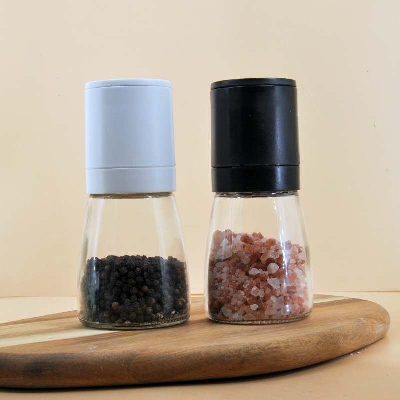 150ml Round Ceramic Manual Grinder Mini Salt and Pepper Grinder Mill Set Glass Bottle with black and white grinder head