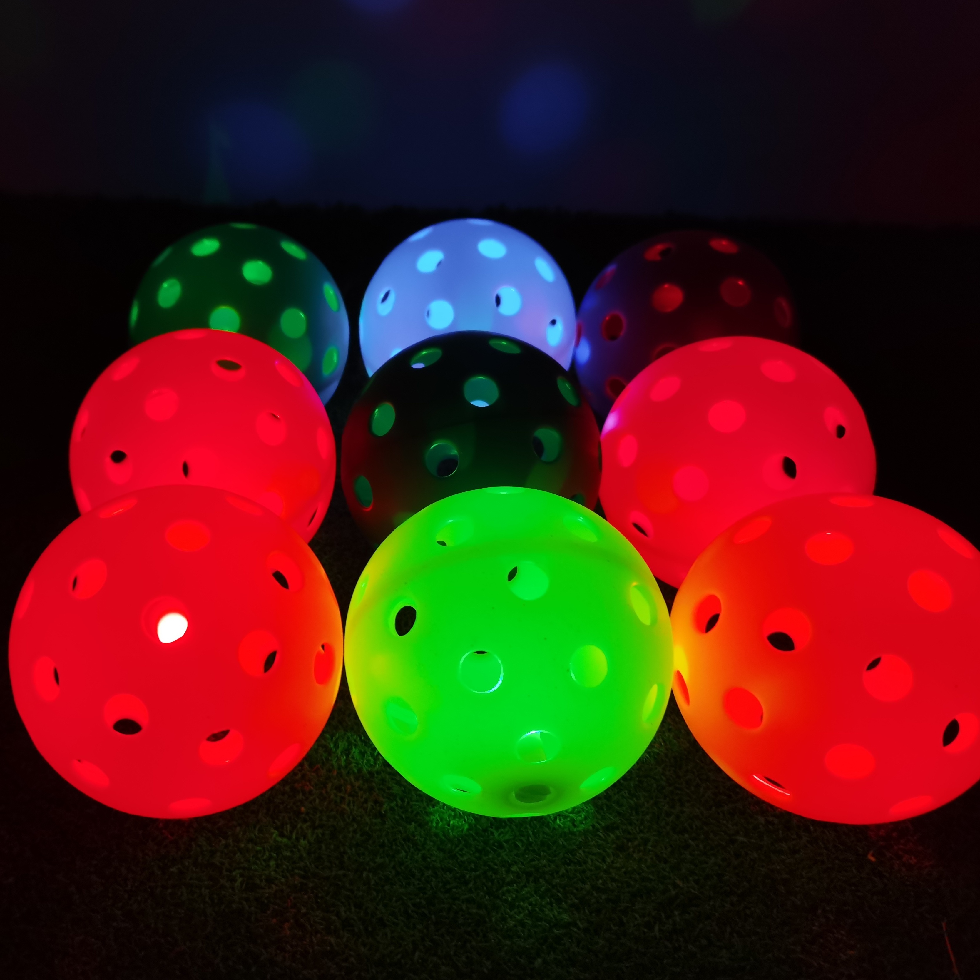 High Visibility LED Light Up Outdoor Pickleball Balls, Luminous Pickleballs,  Glow in The Dark Pickleball Balls