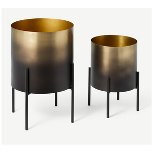 Unique Black & gold Antique finished garden planter set of 2 flower pot 4 legs stand black & gold plated finished office planter