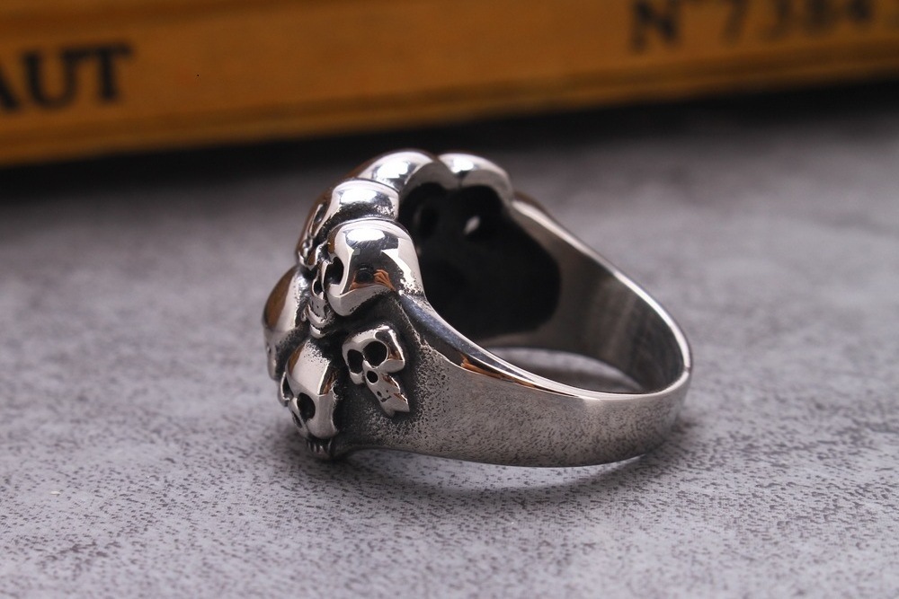 Wholesale factory price Punk jewelry anti design stainless steel mens skull rings