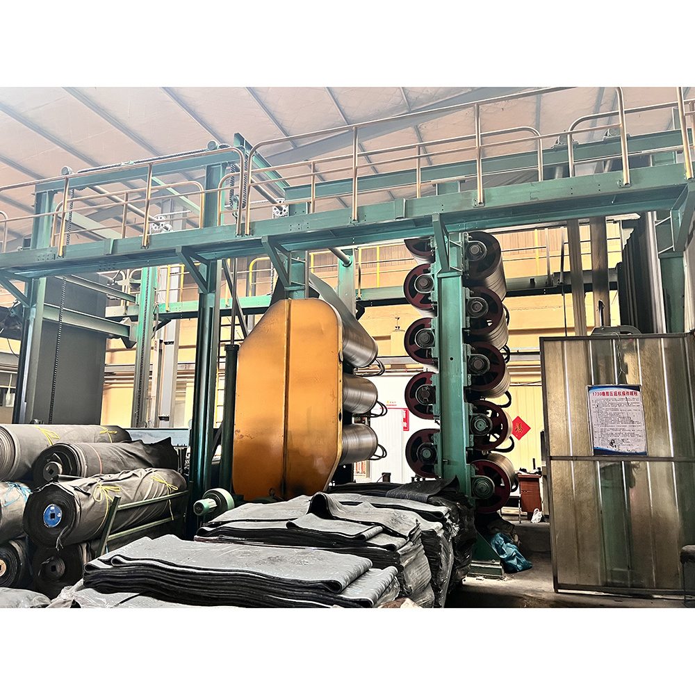 Automatic tire building machine 6-18 inch motorcycles electric vehicle and bicycle tire making machine