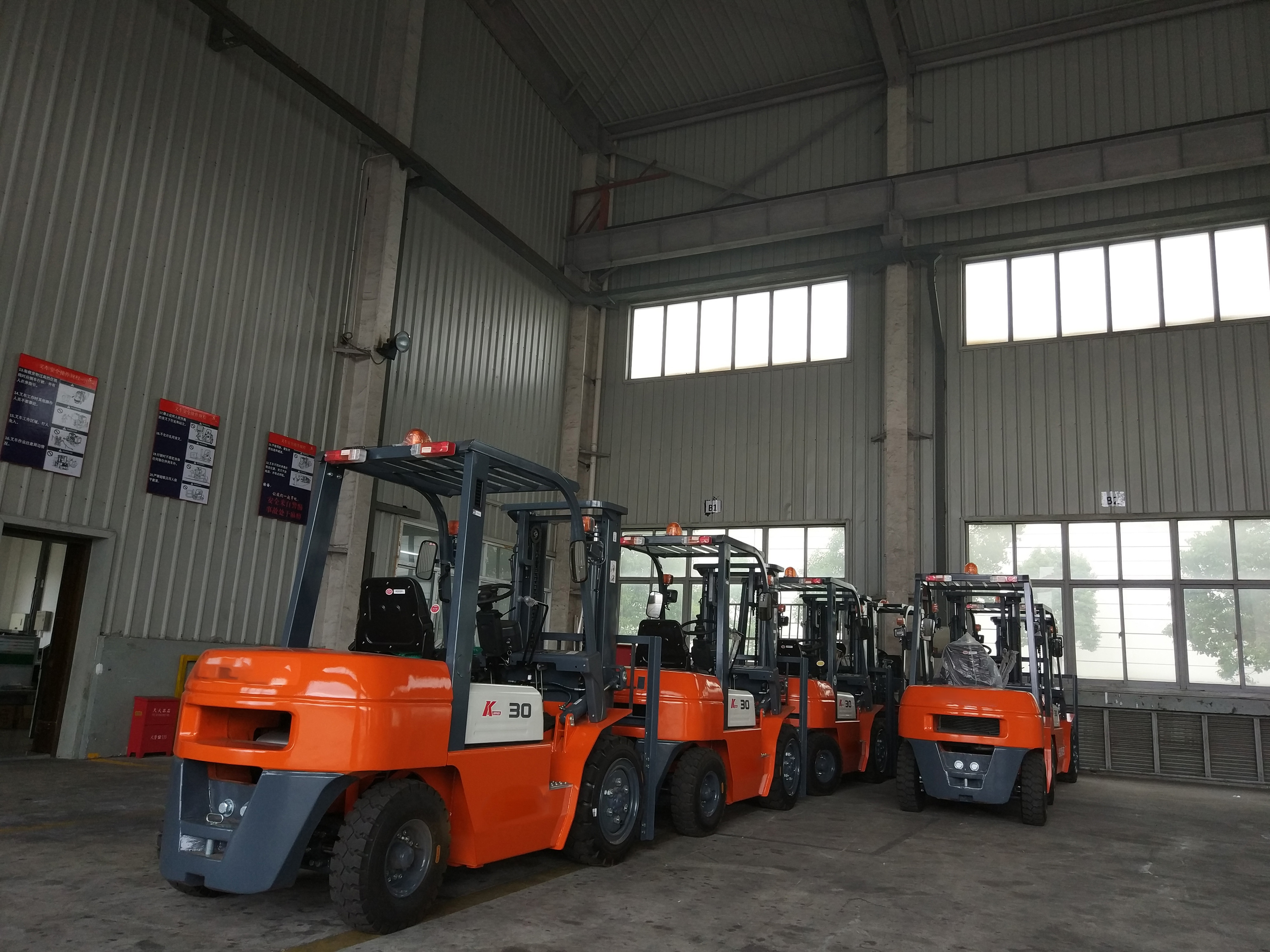 HELI 8.5 Ton Electric Forklift CPD85 with high stability and reliability