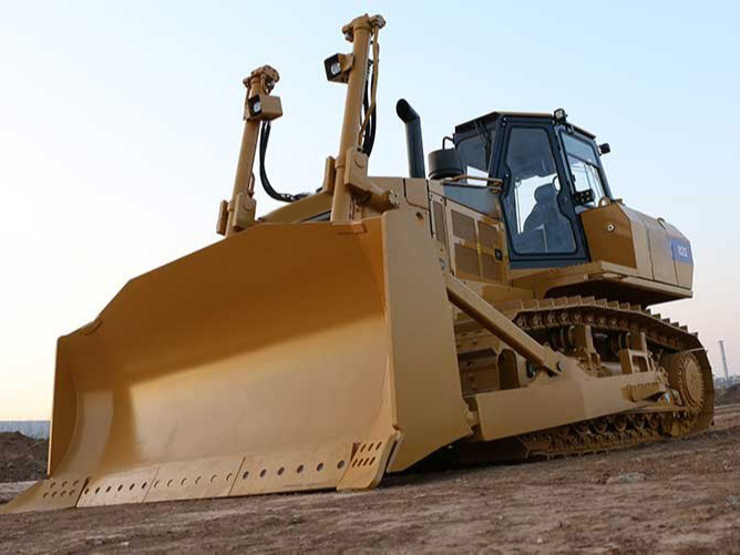 Chinese Brand New 220HP Bulldozer SEM822D with SU Blade and three shrank ripper on sale