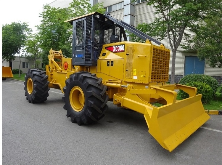 Cruking Wood skidder XC360 with hydraulic wheel used for collection and transfer of diversified timbers