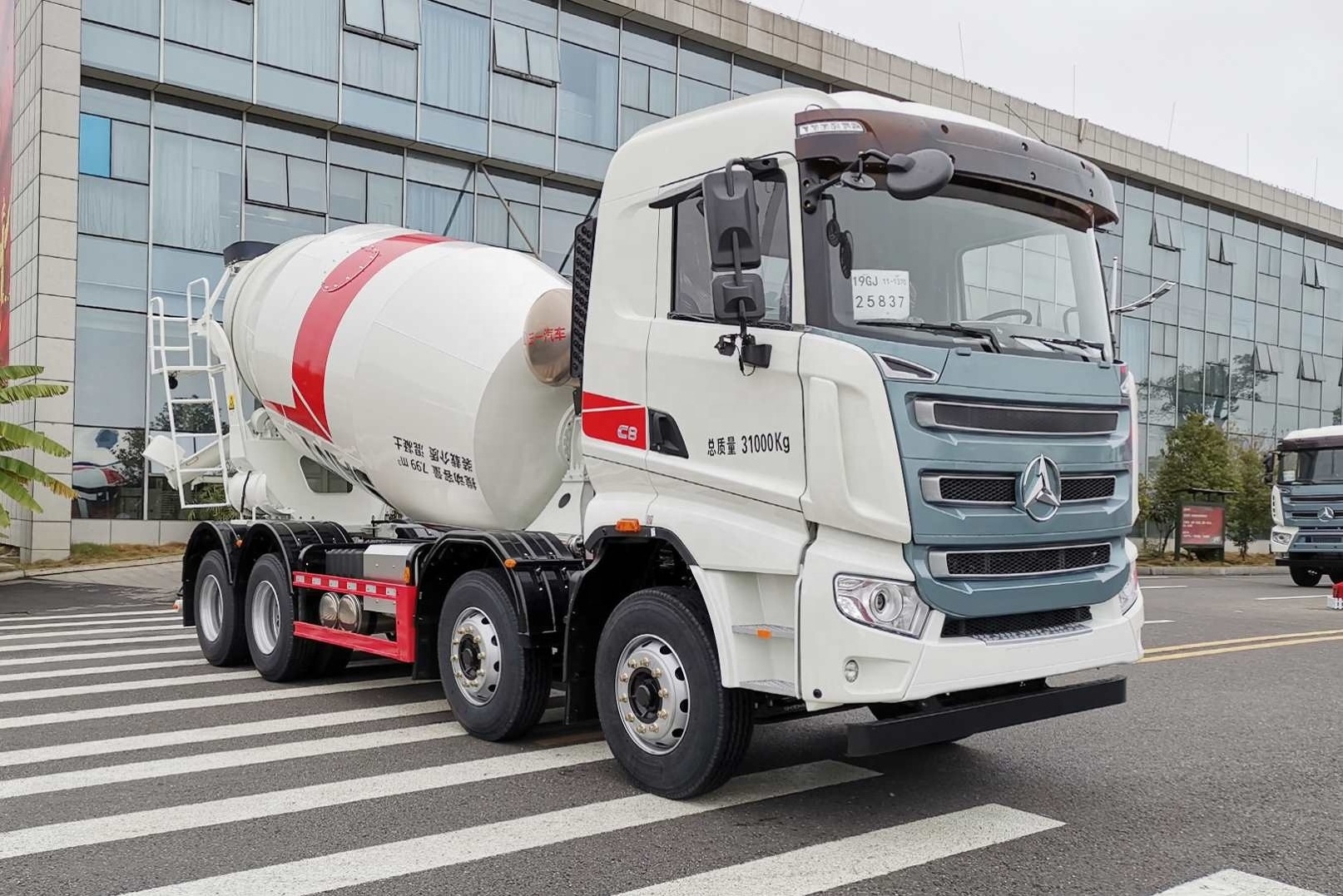 Chinese SY310C-6W Small Self-loading Concrete Mixer Truck For Sale