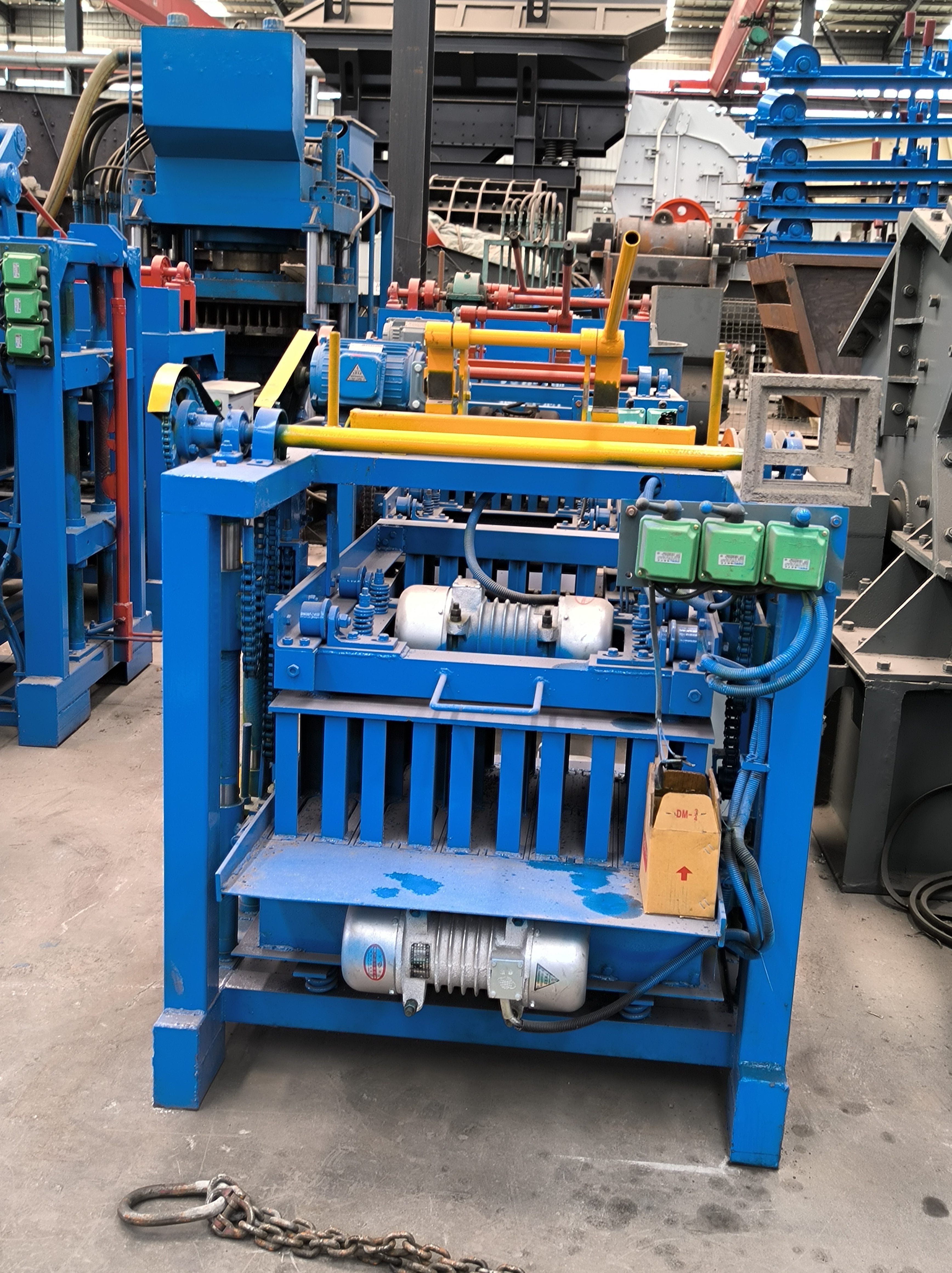 block making machine fully automatic brick machine paving block hollow machinery vibration concrete block maker