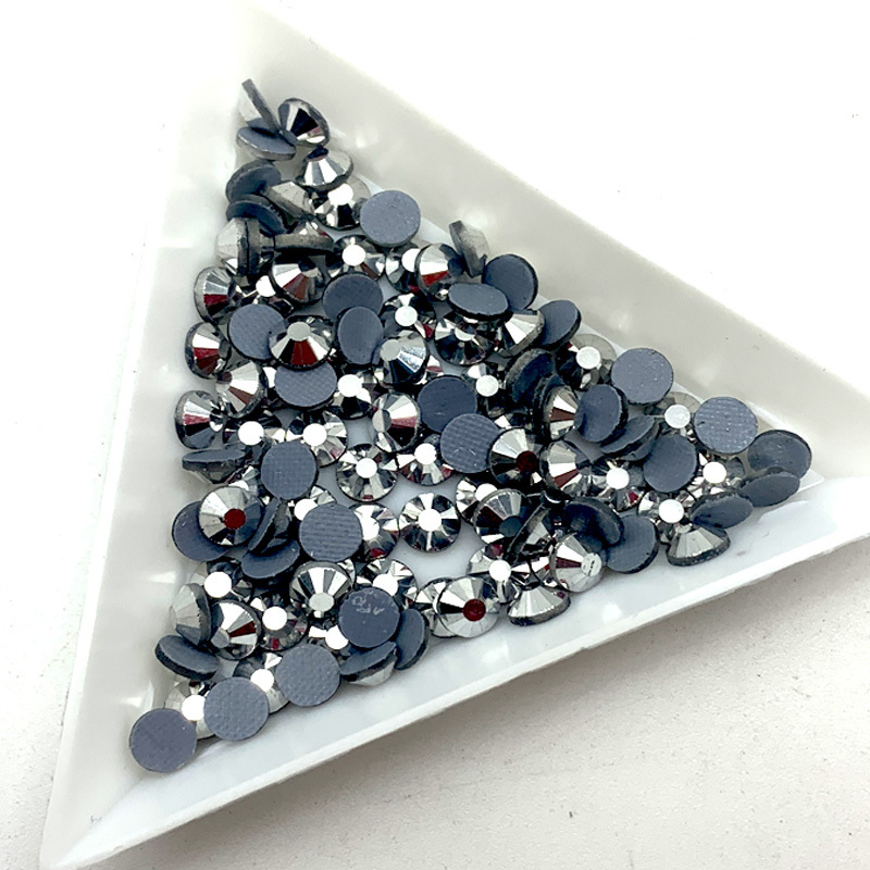 Factory direct wholesale 70000 pcs bulk packing german glue SS10 silver hematite crystal labrador hot fix rhinestone for shoes