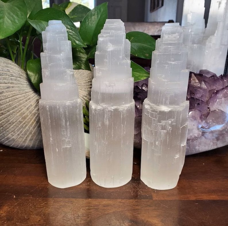 Crystal Crafts Best Quality raw Selenite Tower Selenite lamp for Home Decoration for Worldwide Export from India