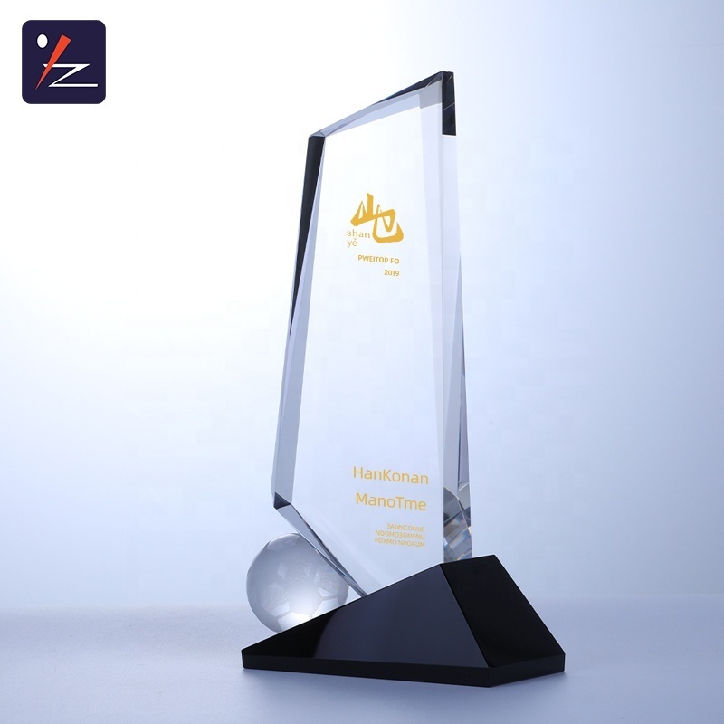 Factory directly custom crystal glass award 3D trophy cristal plaques  with  football