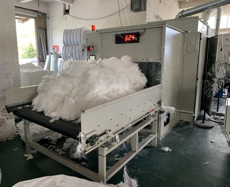 hometextile machine polyester quilt filling wadding production line