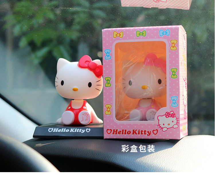 Car Ornaments Woman Gift Lovely Cartoon Kitty Action Figures Funny Bobblehead Poke Monster Doraemon Chibi Maruko Action Figure