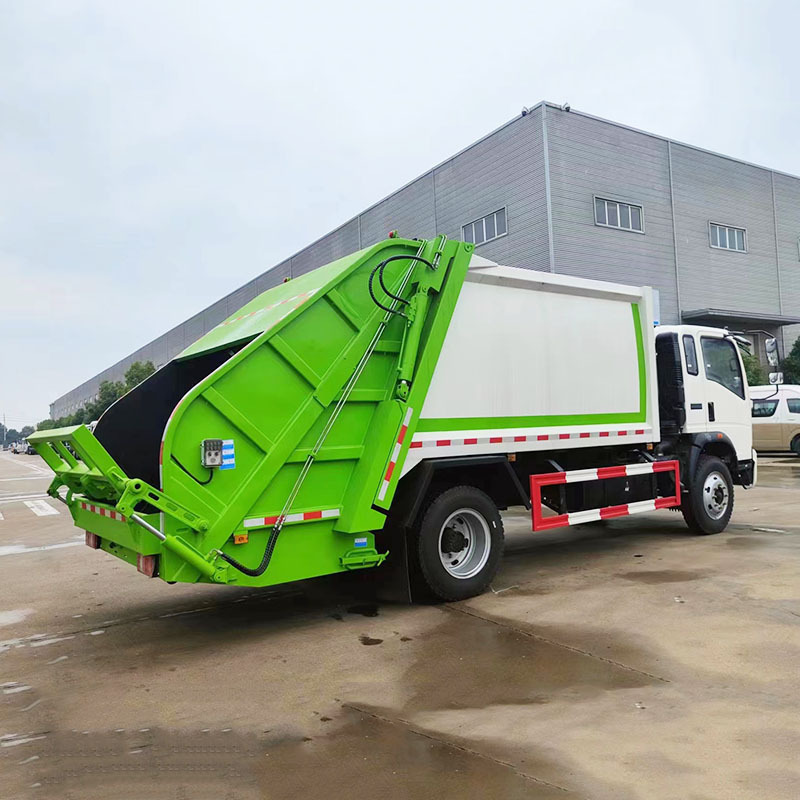 Hot Sale Howo 4X4 4X2 3.5Ton 4 Ton Garbage Truck For Sale In Kenya