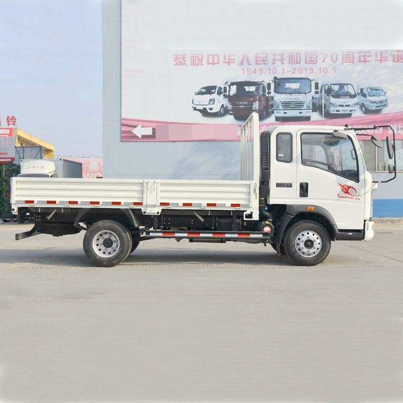 Sino Truck 4X2 Howo 10 Ton 15 Tons Cargo Trucks In Ghana