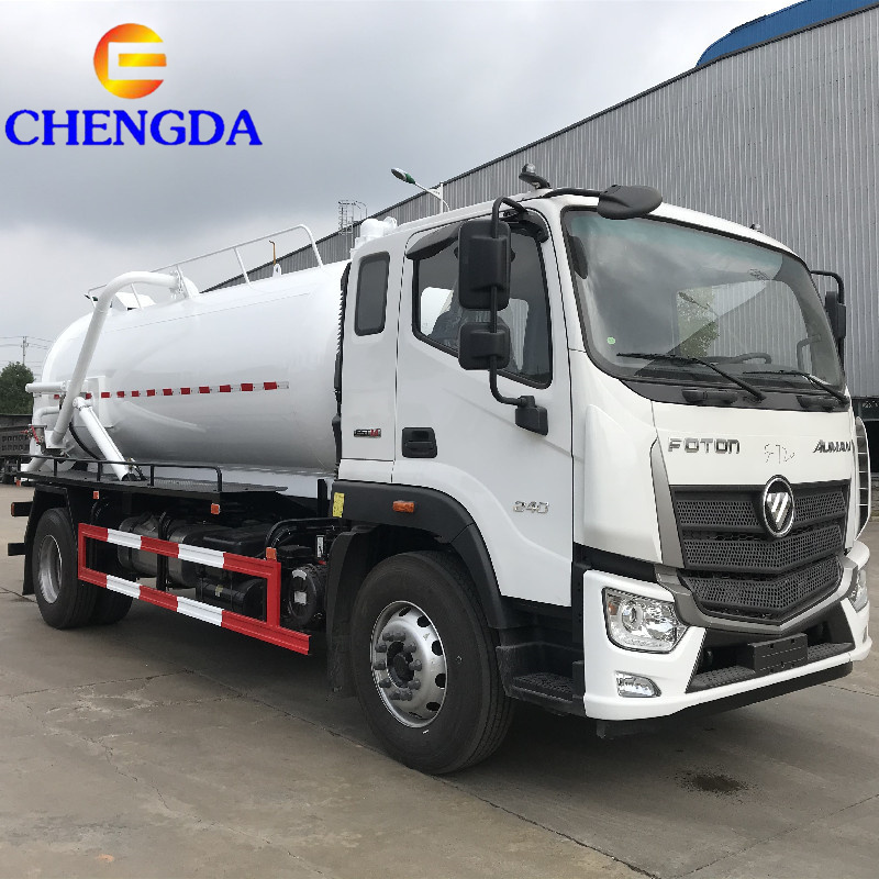 Cheap Price 4*2 Small Truck 6000 Litres Sewage Suction Truck For Sale