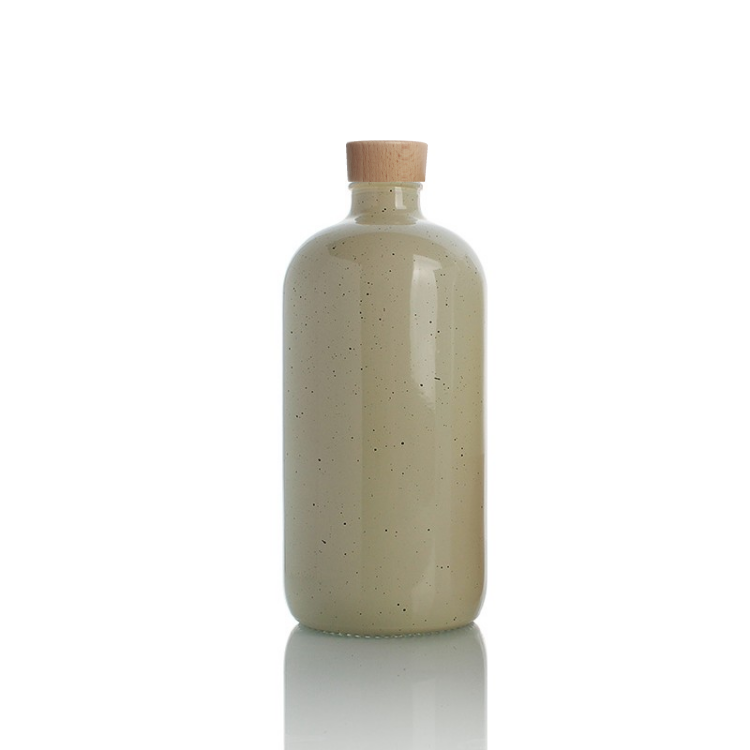 Wholesale Brown Green Color 250 ml 500 ml Ceramic Surface Decal Boston Shaped Olive Oil Gin Tequila Glass Bottle