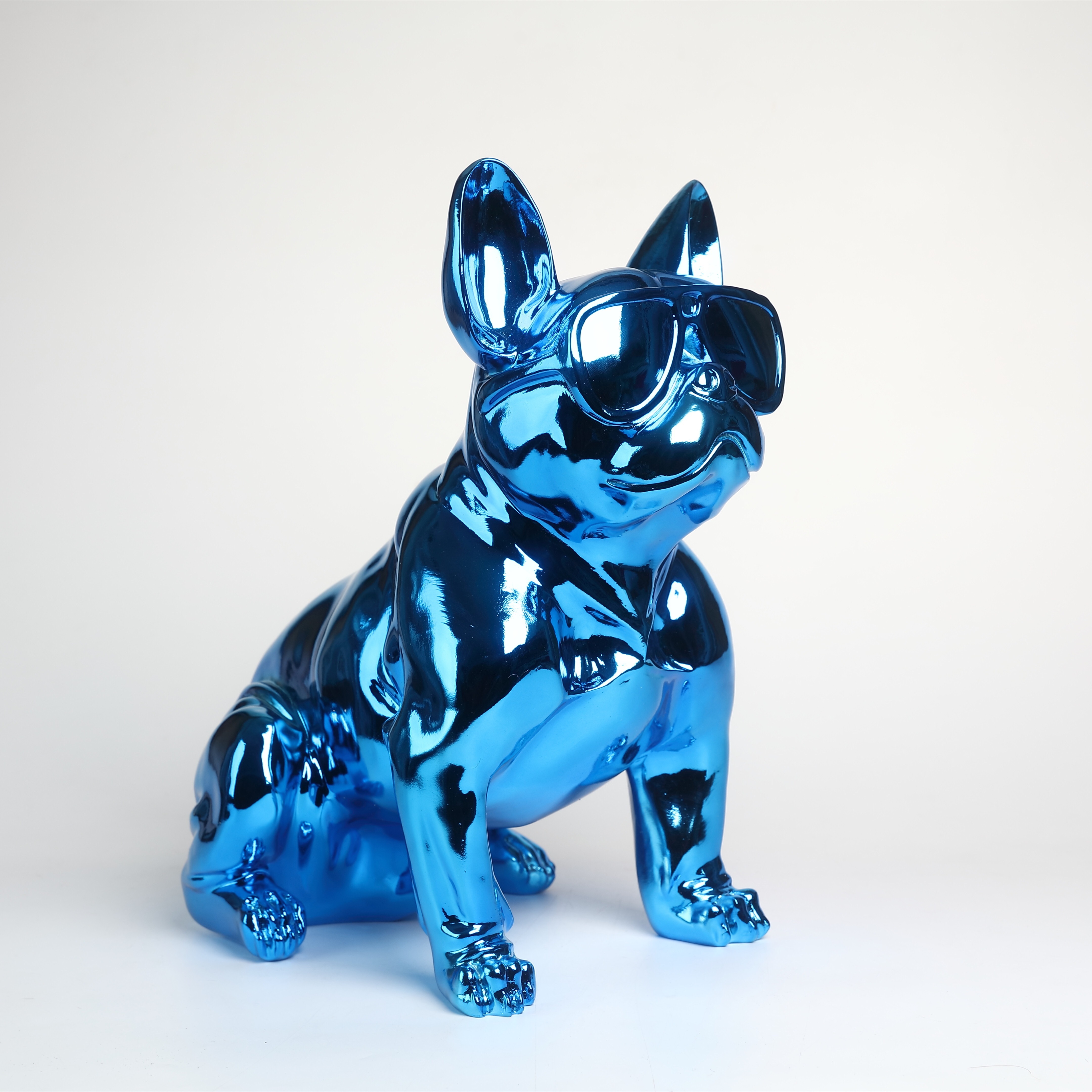 Wholesale Graffiti office Ornament High quality resin crafts French dog statue for home decor