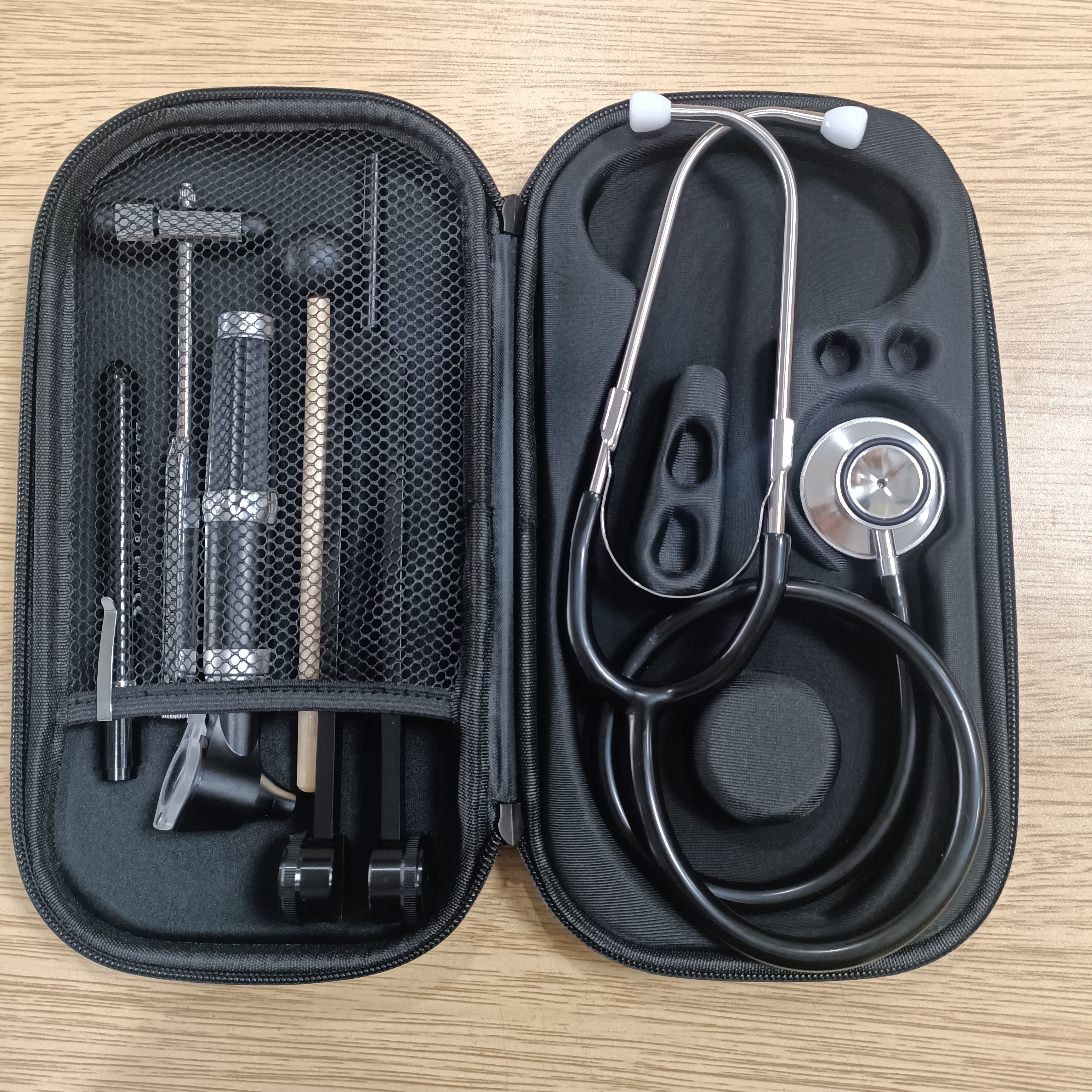 black blue medical Storage Case Kit With tools Pen Light, Stethoscope, Tuning Fork, Reflex Hammer And Mini Otoscope Set