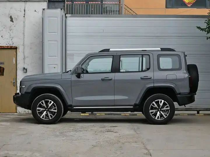 Changan Great Wall Tank 300 2023 China off-road 2.0T Challenger SUV cheap new car Passenger vehicle fuel 5 seats in stock