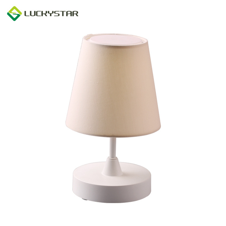 White Outdoor Camping Fancy Table Lamp Battery Operated With Led Light Rechargeable