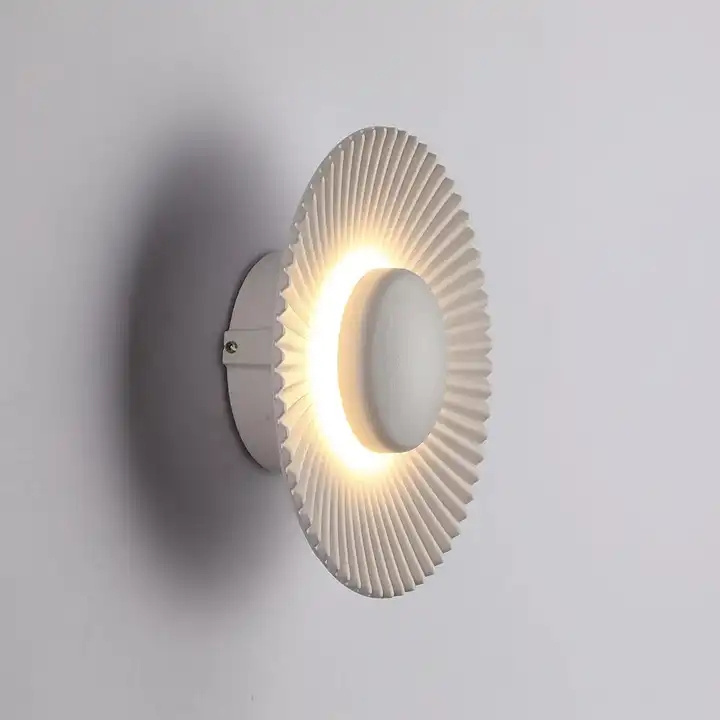 5W Round Shape Metal LED Wall Light Creative For Bedroom Modern Wall Light For Home Indoor