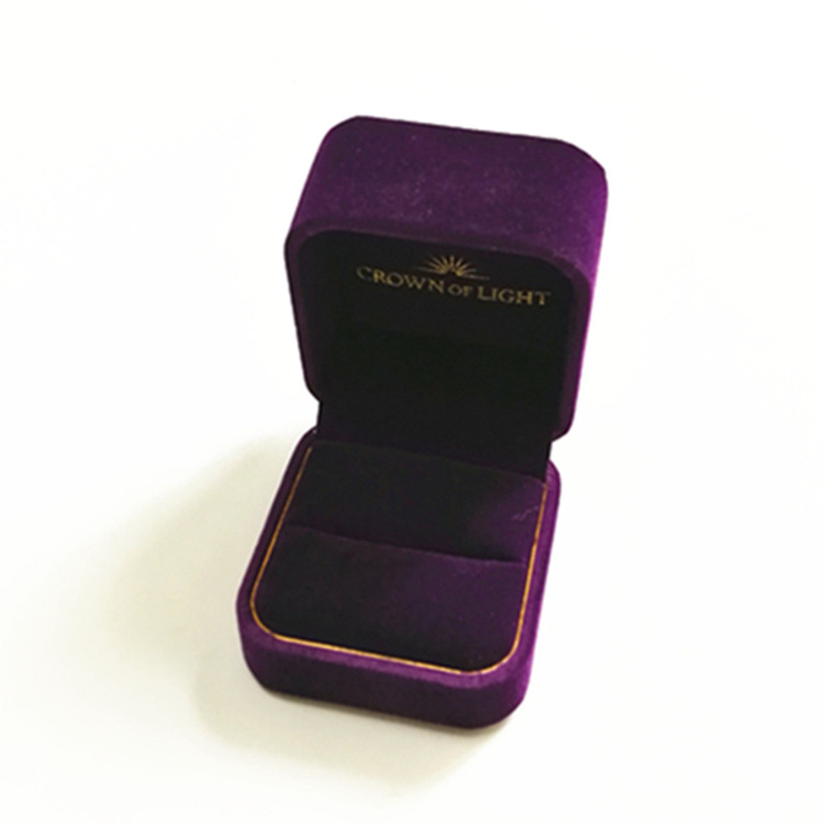 elegant beautiful small purple velvet ring box for jewelry wedding