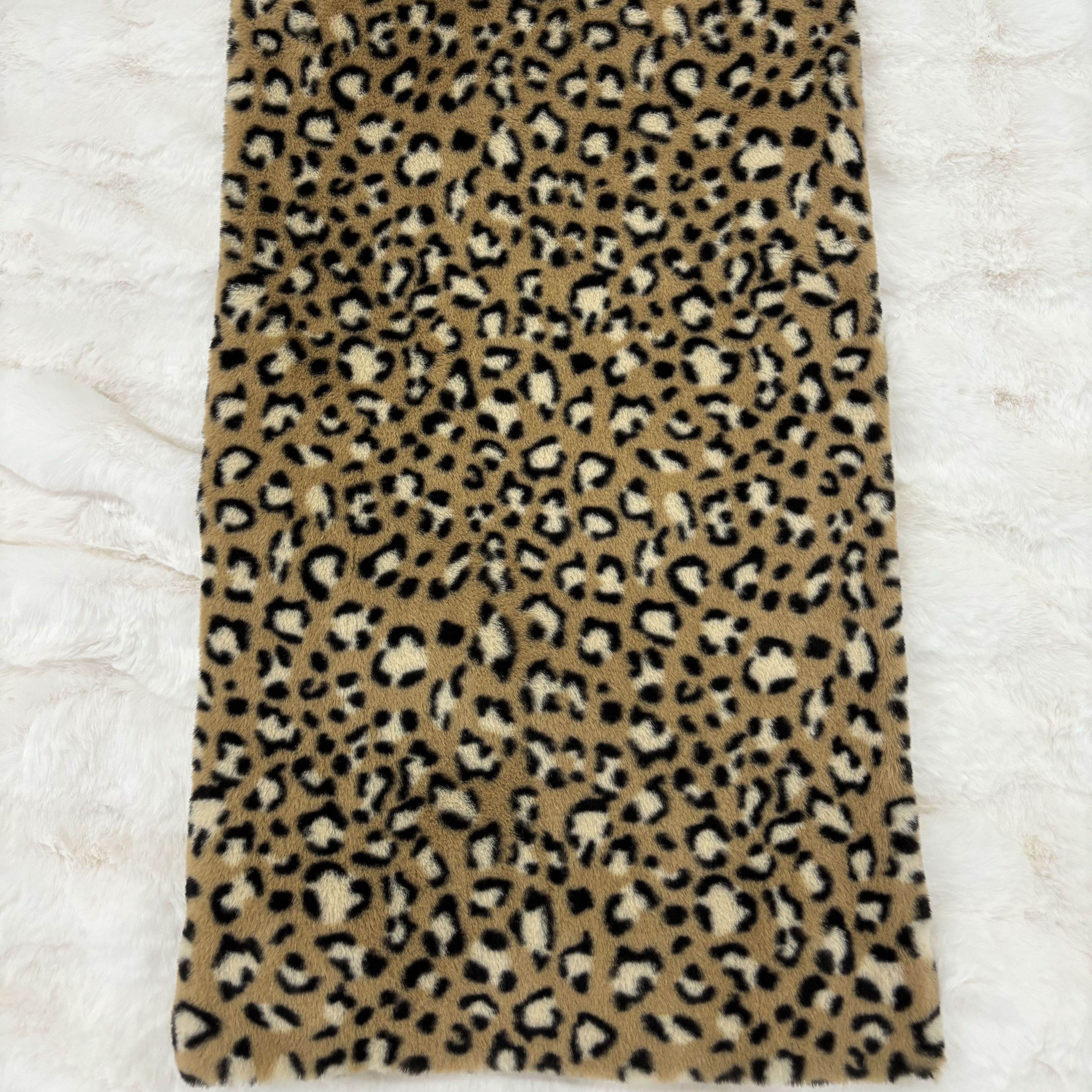 Manufacturers hot sell Leopard dot printing Rabbit Faux Fur Plush Fabric For Toy costume