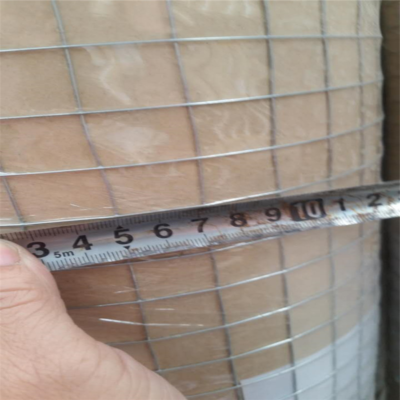 13 14 15 16 17 18 20 21 22 gauge 15x15 1/2x1/2 1x1 2x2 4x4 5x5 6x6 10x10 galvanized welded wire mesh roll 8 mesh 10x10 50x50