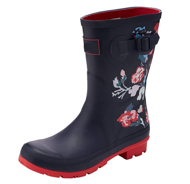 Hot Selling Waterproof Thick Wear Resistant Ladies Rubber Rain Boots Garden Boots Work Boots