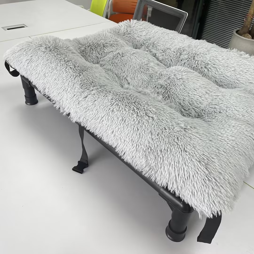 Best Selling Outdoor wholesale design dog bed aluminium raised dog bed dog high bed with mat plush cushion