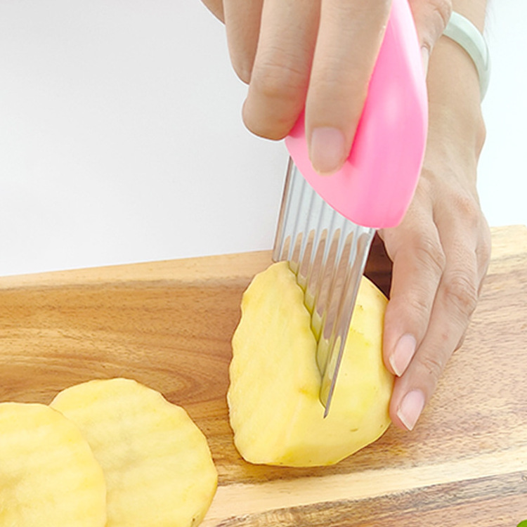 Stainless Steel Crinkle Cutter, Wavy Chopper for Veggies Potato Carrots, Waffle French Fry Slicer