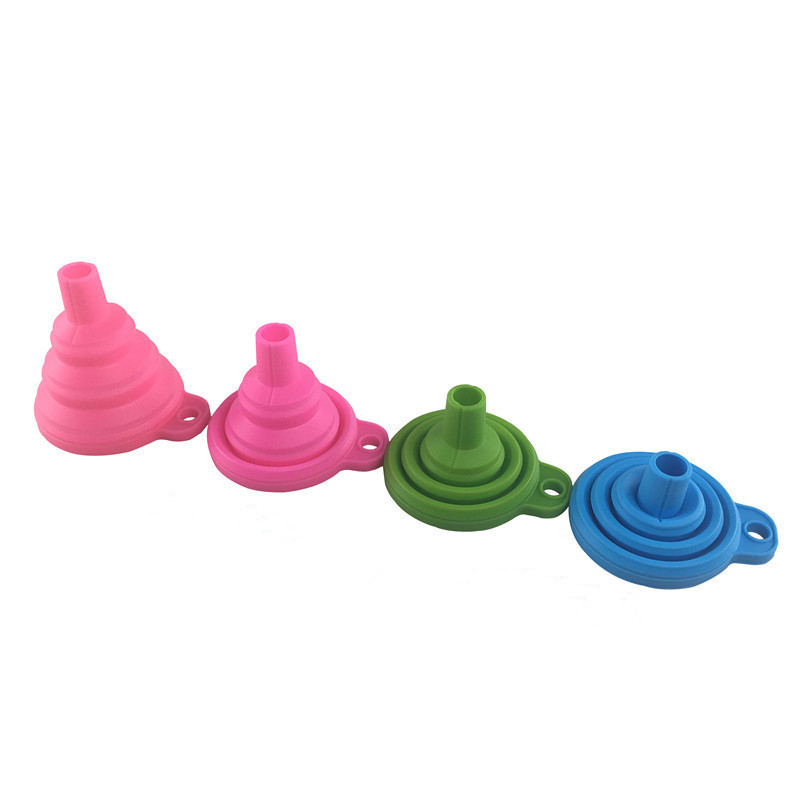 Kitchen Funnel Set 4 Pack 4 Size Silicone Collapsible Funnels for Filling Water Bottle Liquid Transfer