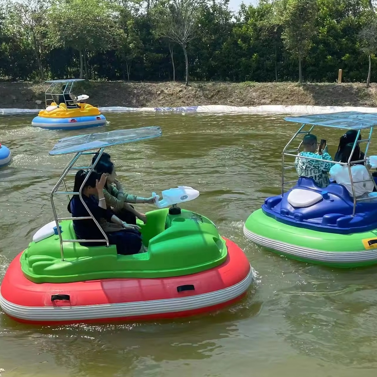 Family Adult Outdoor Park Use Water bumper boats for sale