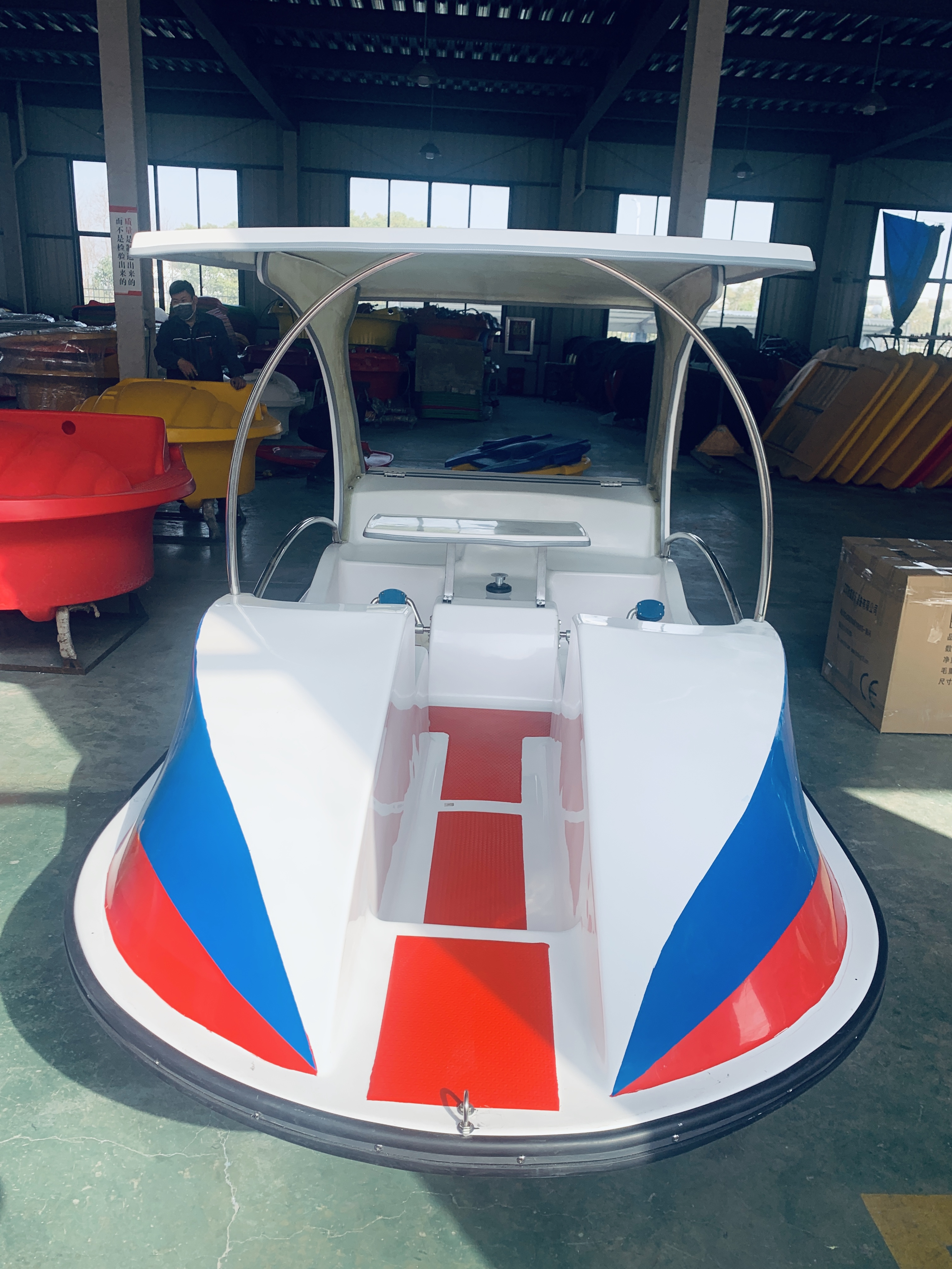 Direct factory 4 persons fiberglass pedal boat for sale