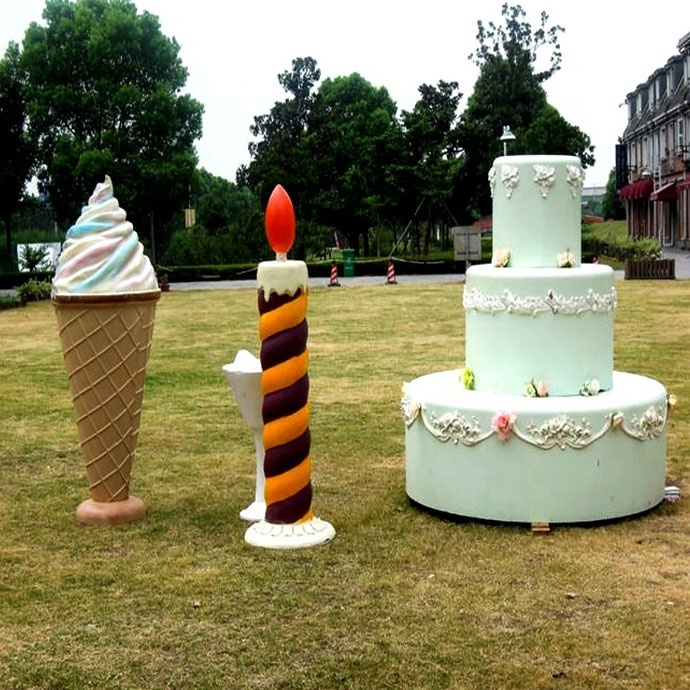 Manufactured Outdoor Giant Fiberglass Ice Cream Cone Sculpture Commercial Display