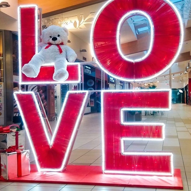 LED light valentine day decoration for shopping mall