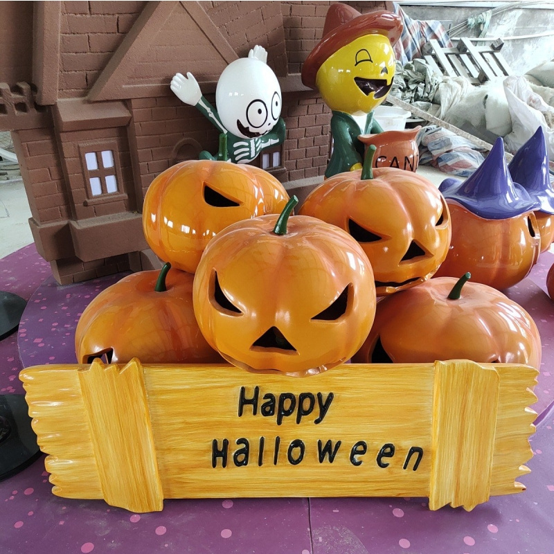 Halloween Decorations  3D Fiberglass Pumpkin And House Statues Outdoor Large Sculpture