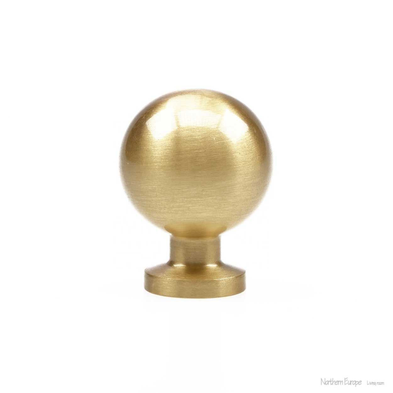 CUCA HOME  Brass Round Knobs Cabinet Door Handles Round Dresser Drawer Knobs and Pulls Kitchen Cupboard Furniture Hard