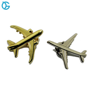 Hot Sale 3D Aircraft Cheap Brooch Metal Lapel Enamel Pin Badge Cute Anime Cartoon Airplane Metal Custom Lapel Pin