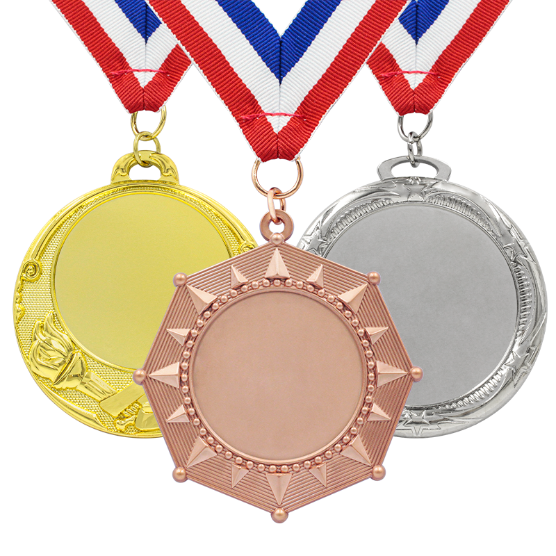 Custom Medal Design Winter Marathon Race Enamel Baking Paint Children Christmas Gift Santa Nice List Coin Metal Custom Medals