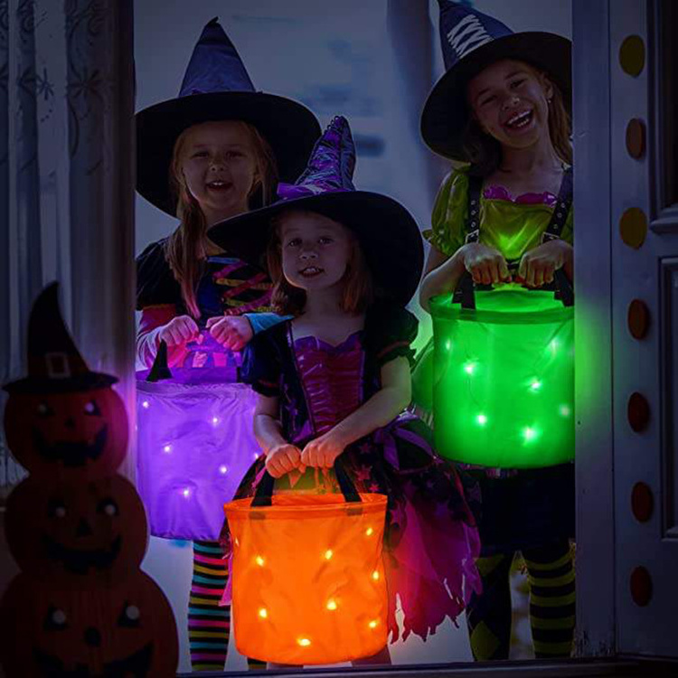 New Personalized Light Up Pumpkin Halloween Basket Kids Trick or Treat Candy Bag Led Light Blank Halloween Buckets