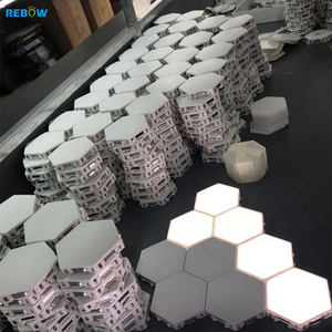 Bulk Blind Dropshipping DIY RGB Quantum Light Led Hexagonal Modular Touch Sensitive Lighting Remote Controlled led night light