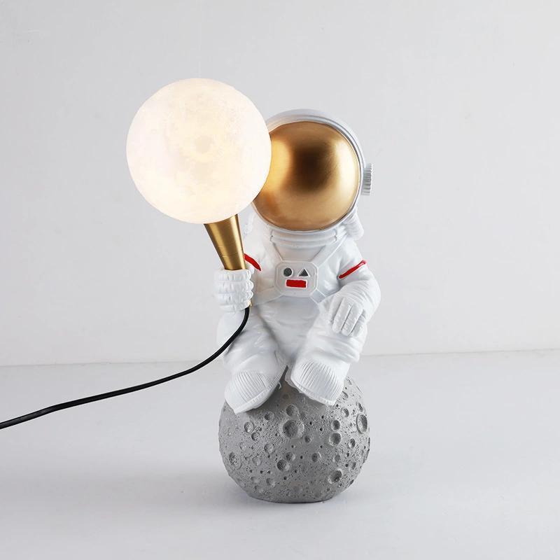 Resin astronaut desktop ornament desk lamp fancy birthday gift nordic home astronaut moon lamp decoration room table lamp