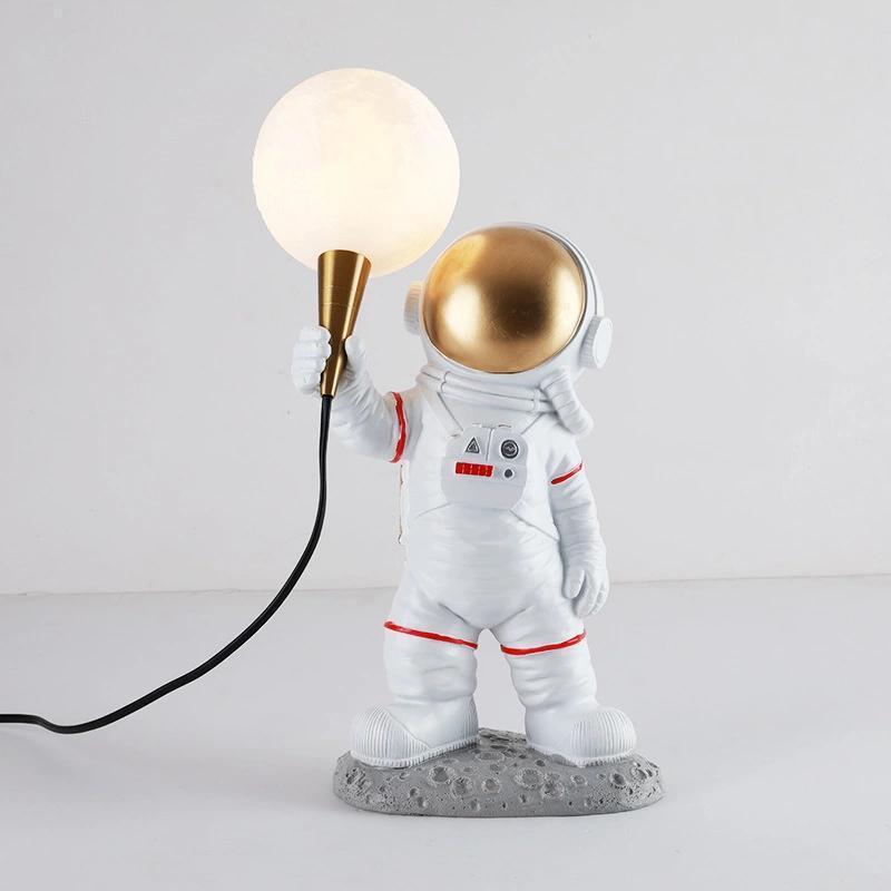 Resin astronaut desktop ornament desk lamp fancy birthday gift nordic home astronaut moon lamp decoration room table lamp